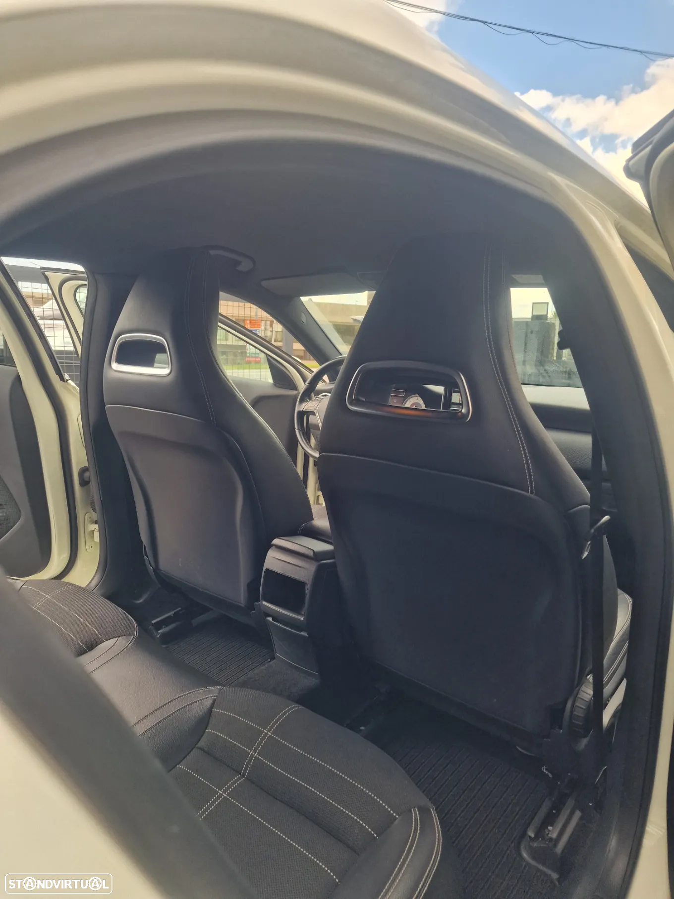 Mercedes-Benz A 180 CDi BE Edition Urban - 12