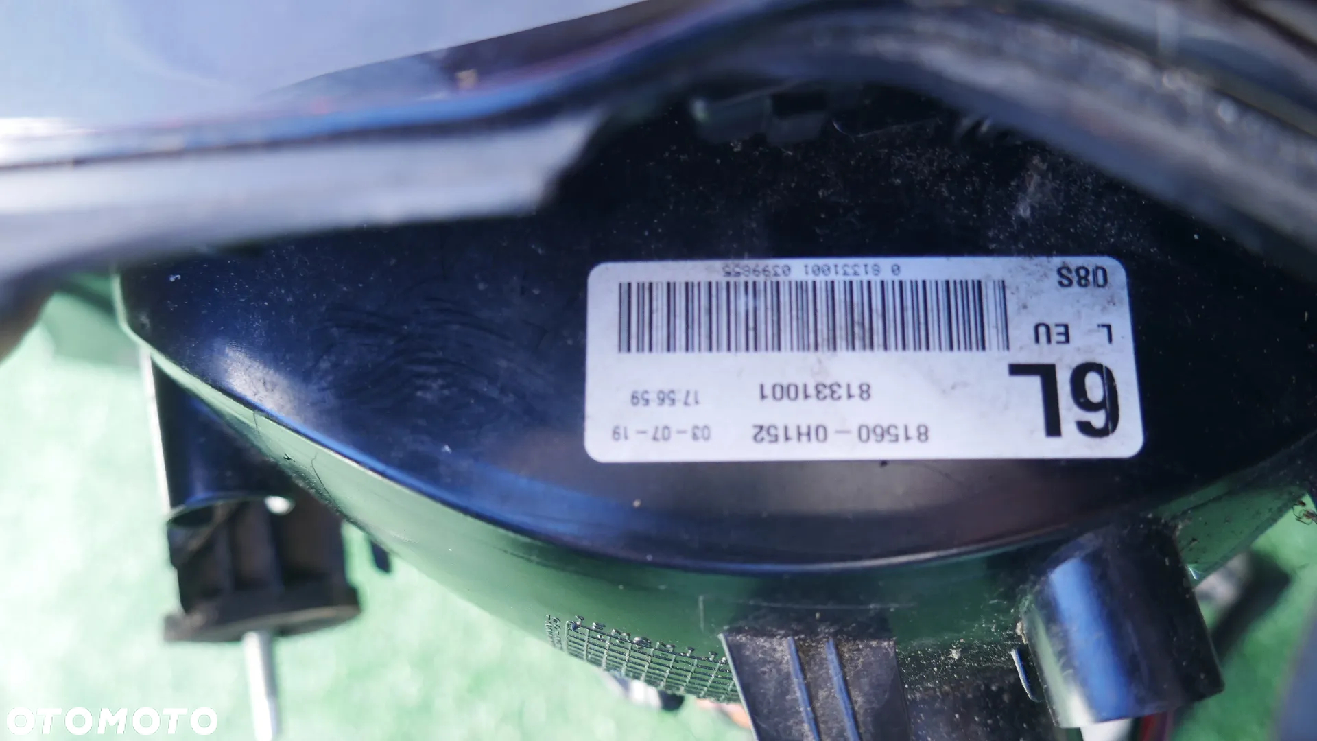 LAMPA LED LIFT TYŁ TYLNA LEWA CIEMNA CITROEN C1 II 81331001 - 7