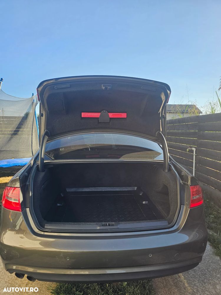 Audi A4 Limuzina 2.0 TDI DPF Ambition - 5