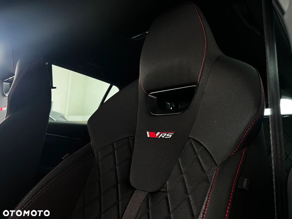 Skoda Octavia 2.0 TSI RS DSG - 23