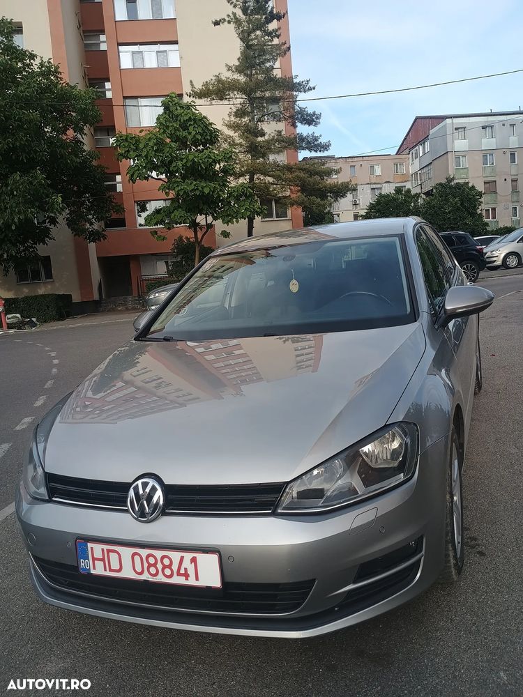 Volkswagen Golf - 3