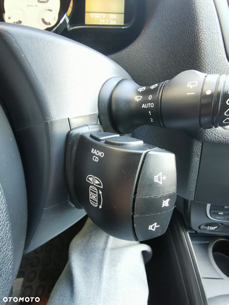 Renault Megane TCe 130 Luxe - 22