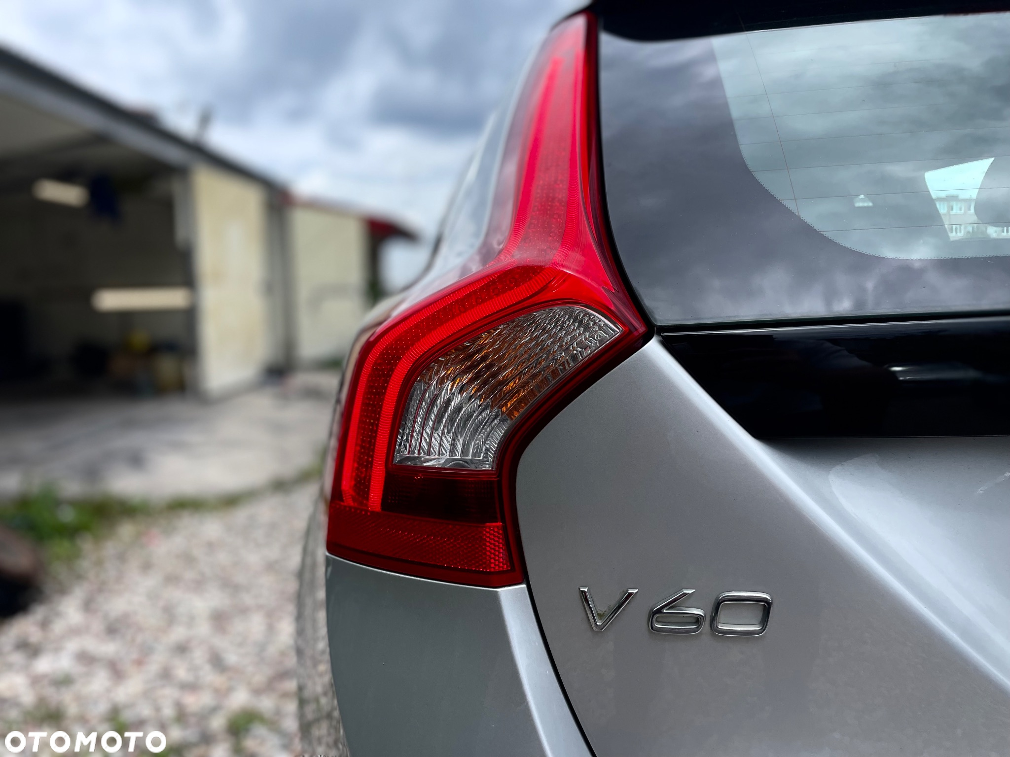 Volvo V60 D3 Geartronic Momentum - 36