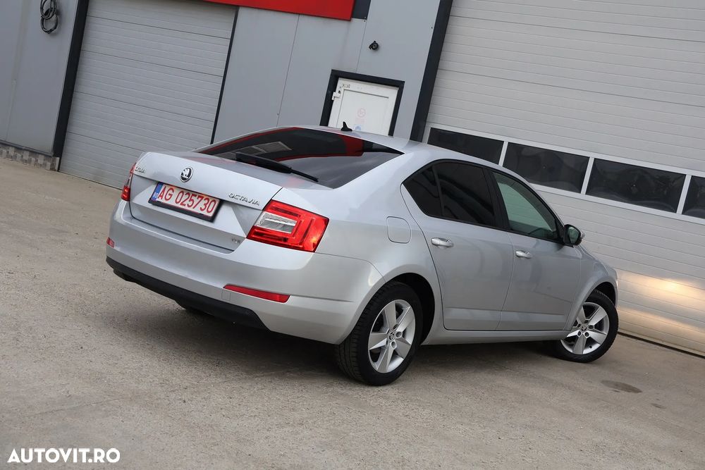 Skoda Octavia 1.6 TDI Green tec Elegance - 7