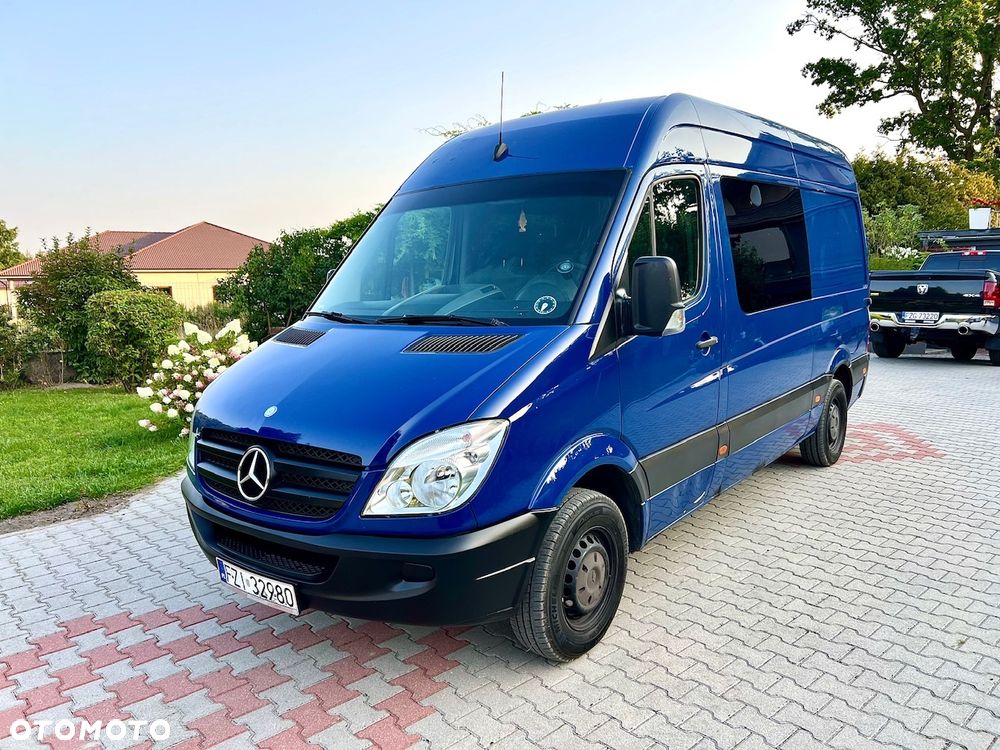 Mercedes-Benz Sprinter - 1