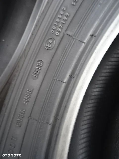 235/60/R17C 117/115R 117/115 R  Continental Conti Van Contact 200 - 12