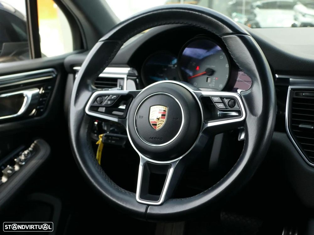 Porsche Macan S - 42