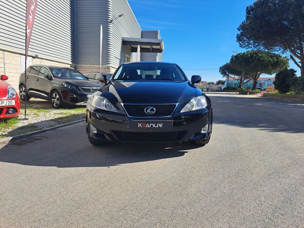 Usado Lexus IS 220 2008 - 8 900 EUR, 250 538 km - Standvirtual.com