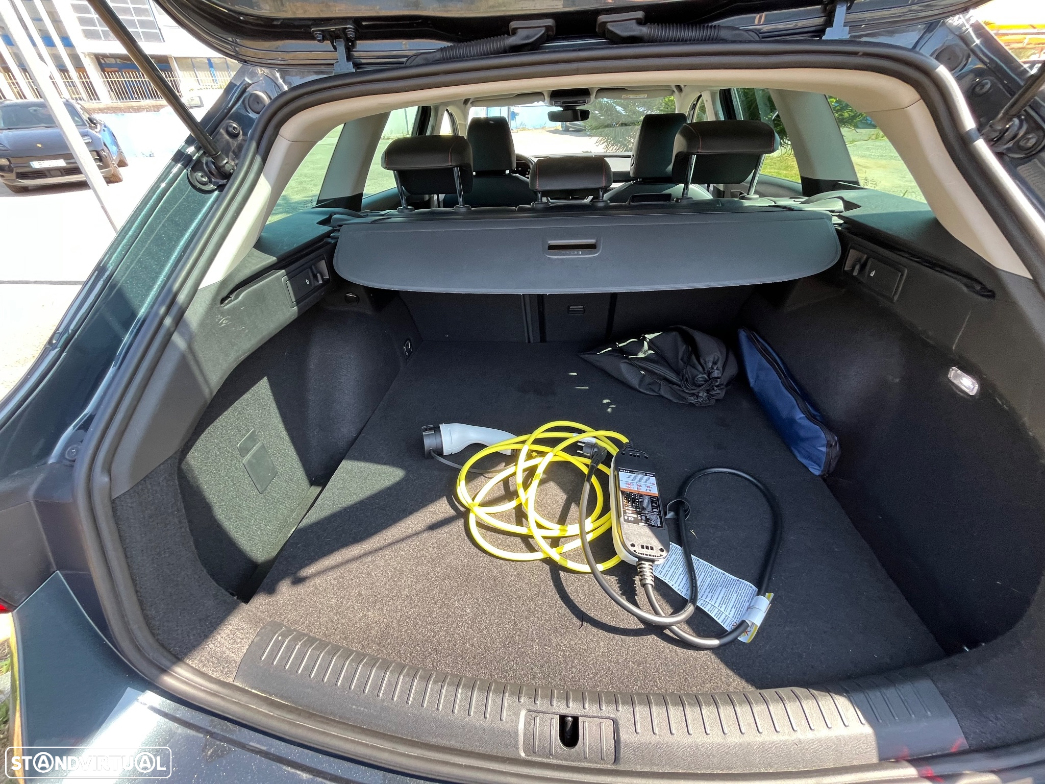 SEAT Leon ST 1.4 e-Hybrid FR DSG - 21