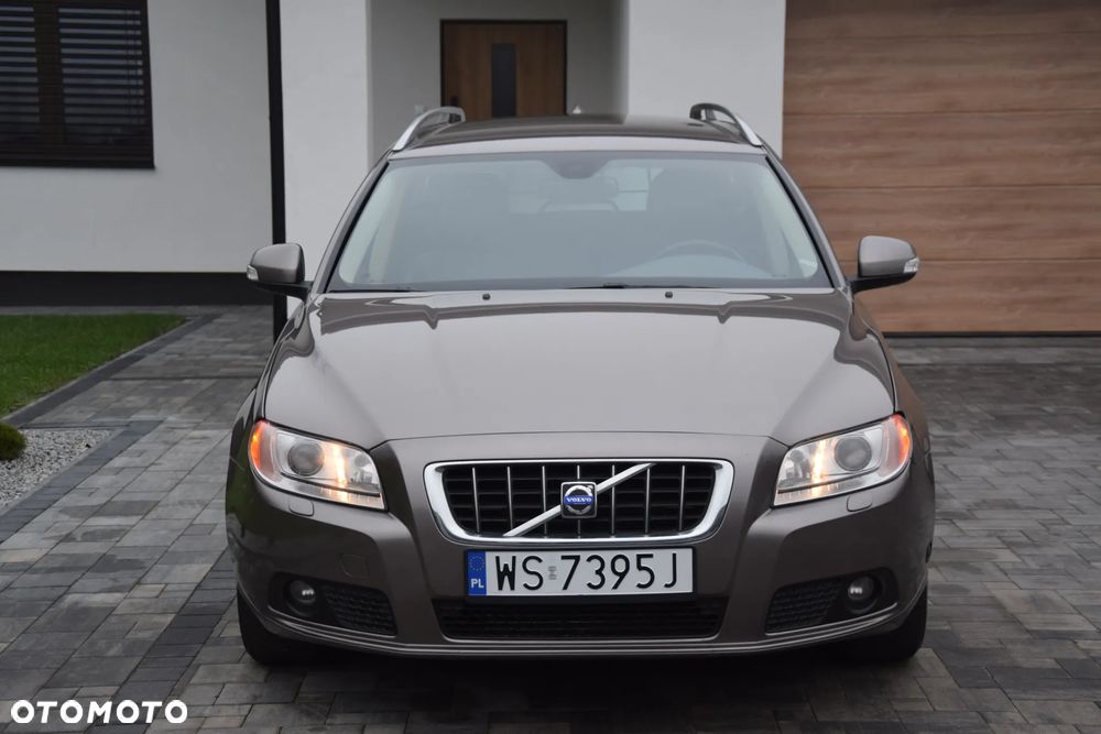 Volvo V70 2.5T Summum - 13