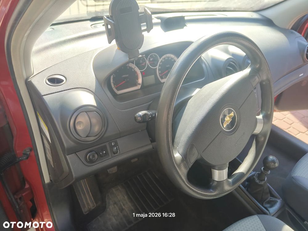 Chevrolet Aveo 1.4 LT - 10