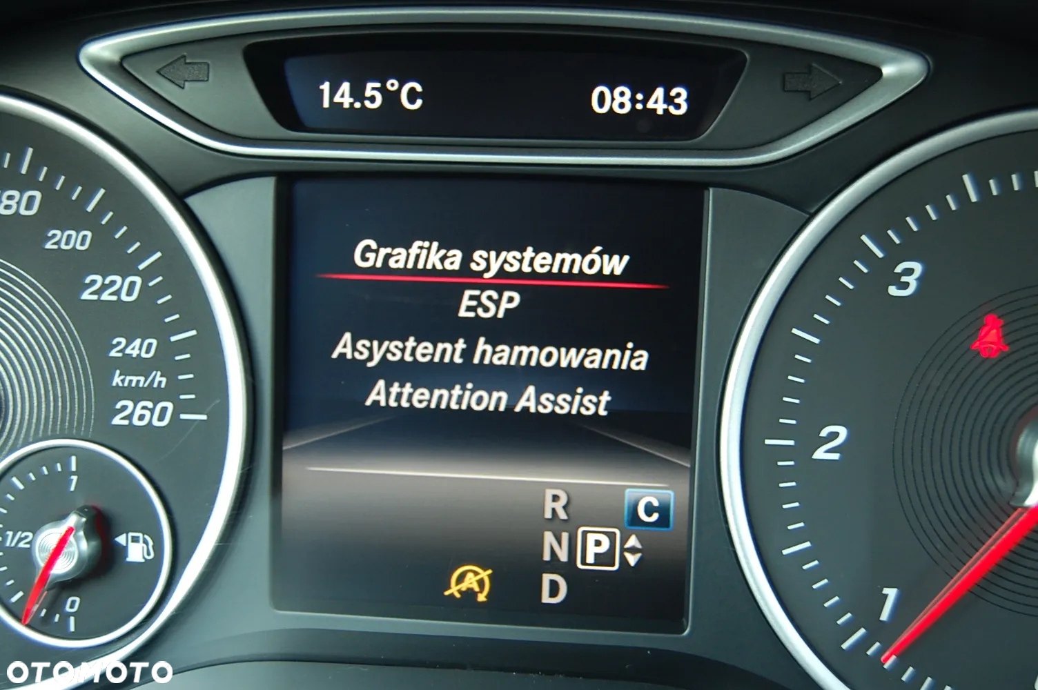 Mercedes-Benz GLA 180 (CDI) d 7G-DCT - 17