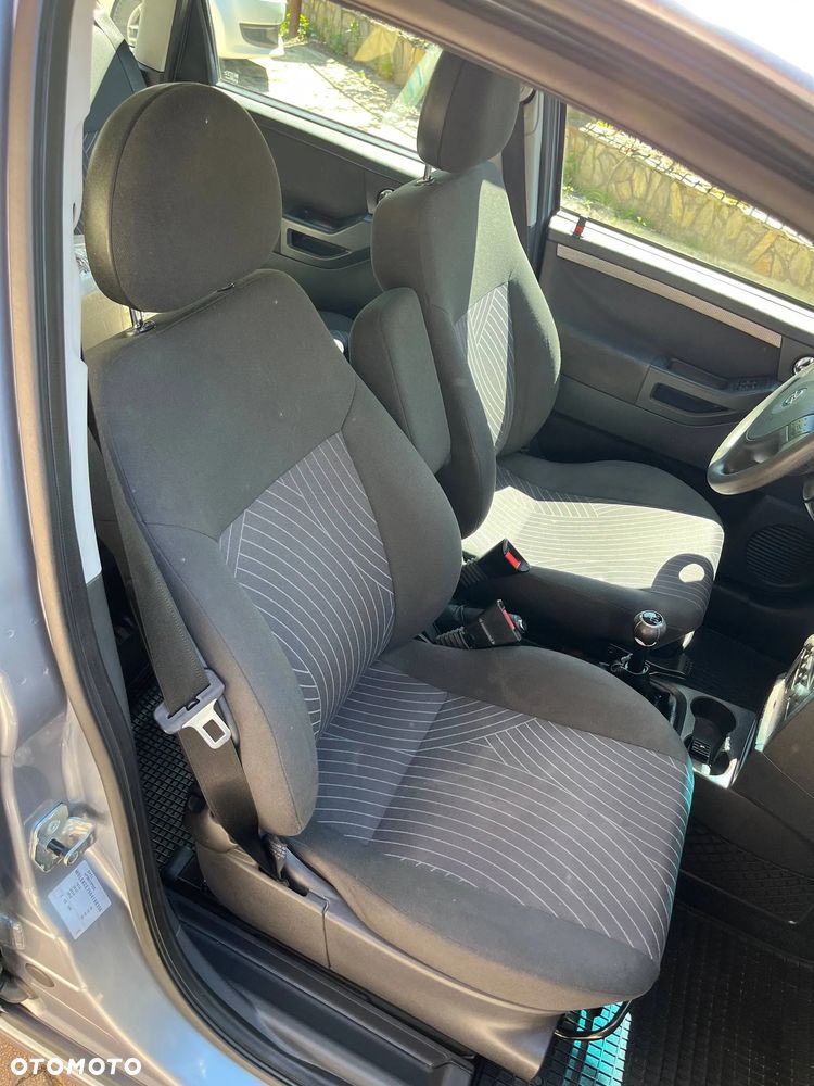 Opel Meriva 1.4 - 14