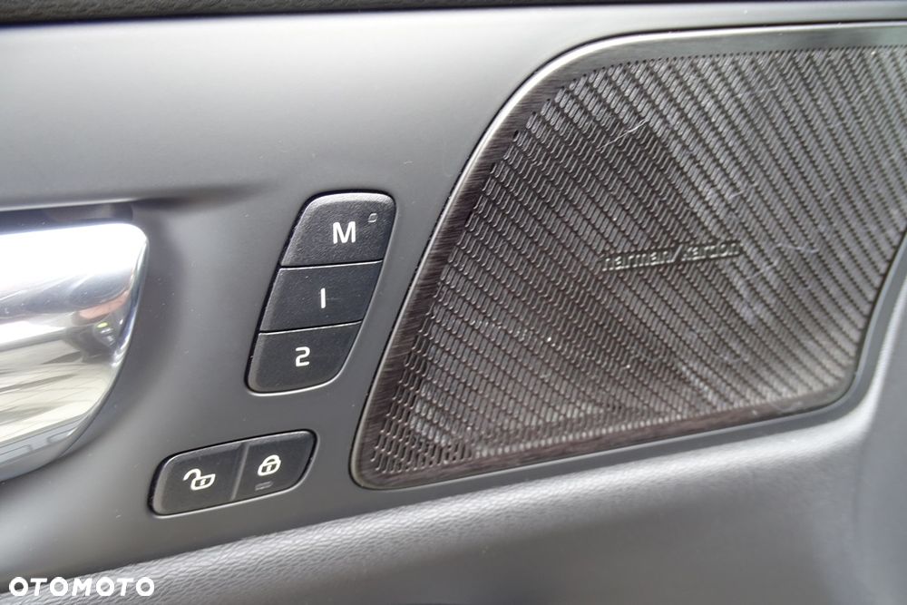 Volvo V60 D4 Inscription - 21