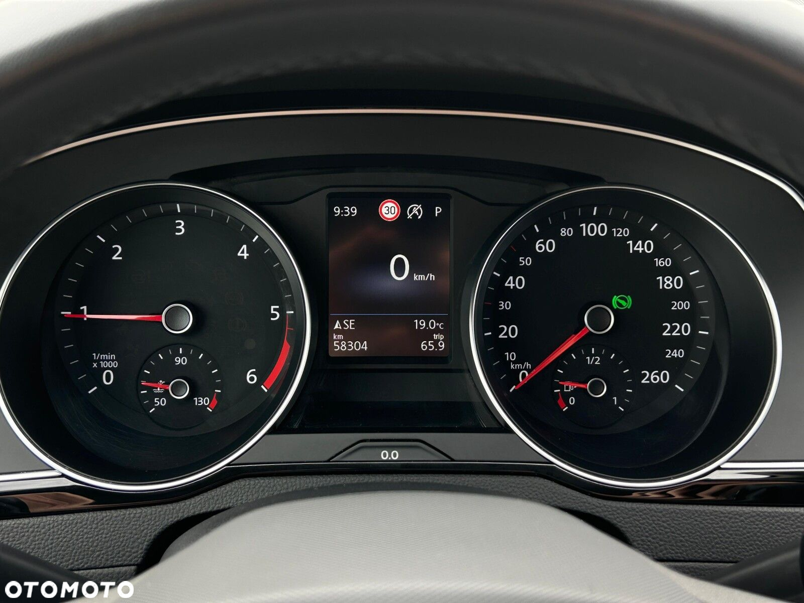 Volkswagen Passat 2.0 TDI EVO Elegance DSG - 25