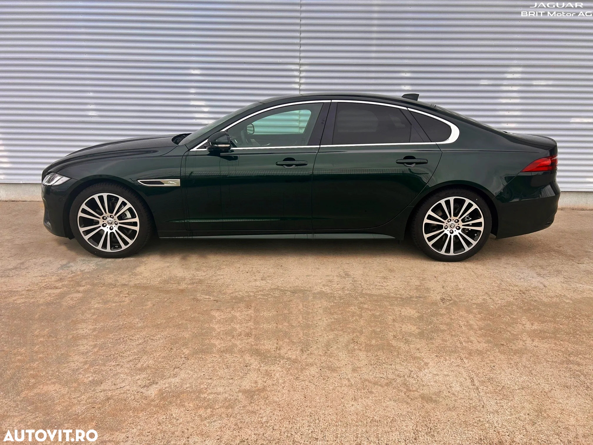 Jaguar XF D200 AWD R-Dynamic SE - 5