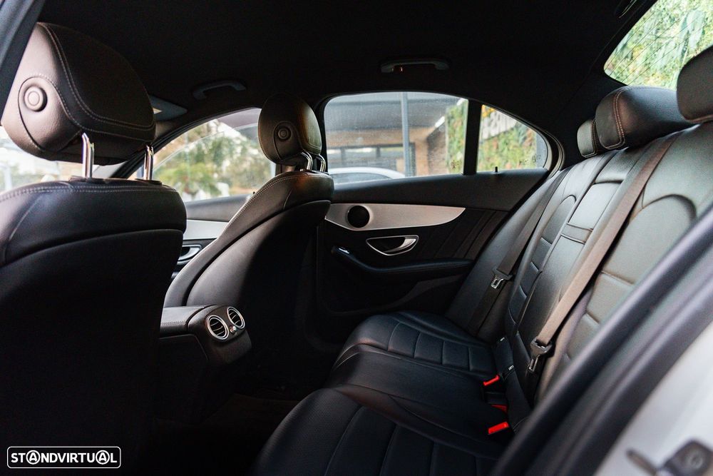 Mercedes-Benz C 180 d AMG Line - 14