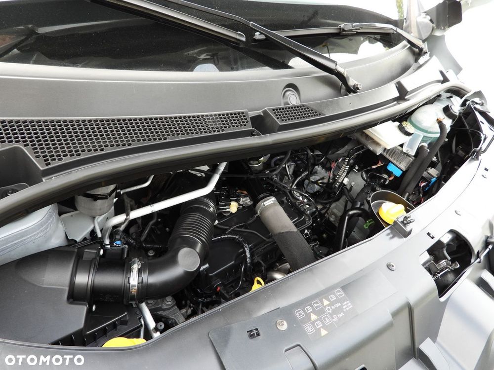 Renault MASTER PLANDEKA WINDA 8 PALET TEMPOMAT LEDY KLIMATYZACJA  145KM - 29