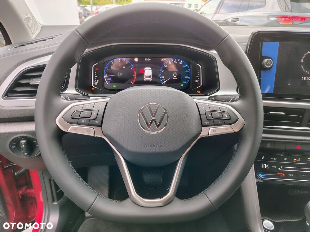 Volkswagen T-Roc - 13