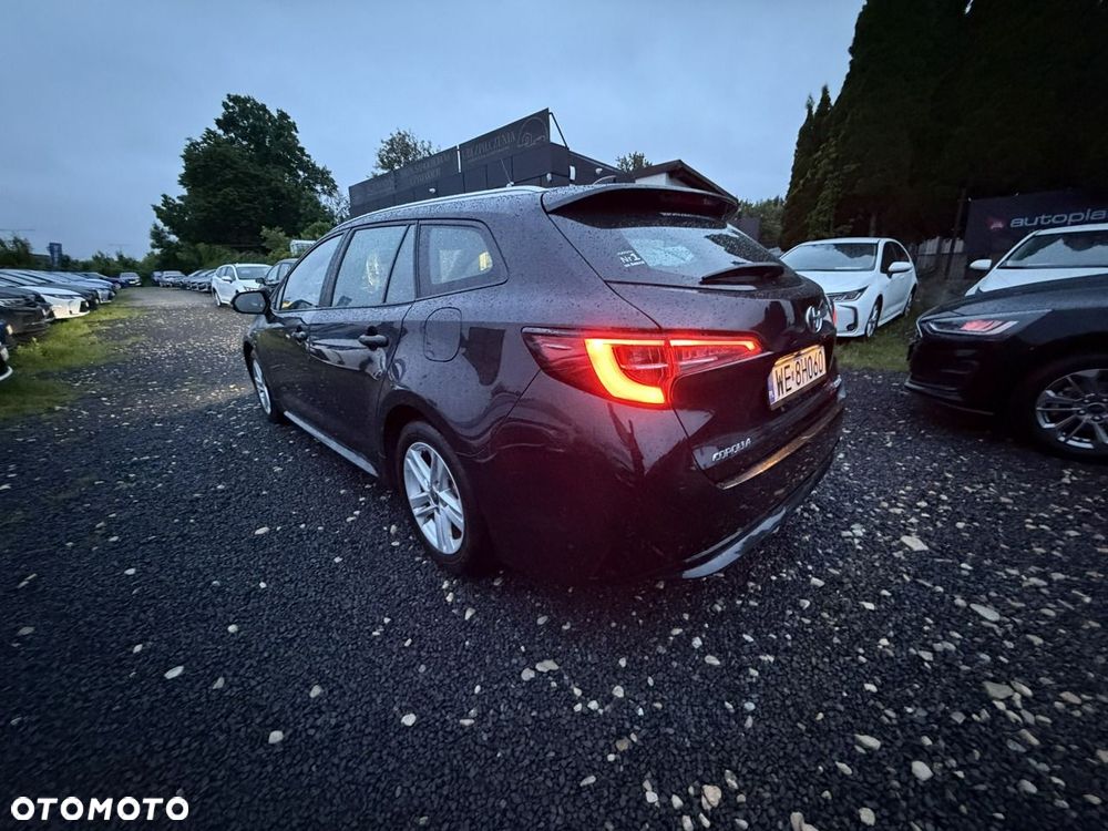 Toyota Corolla 1.8 Hybrid Comfort - 8