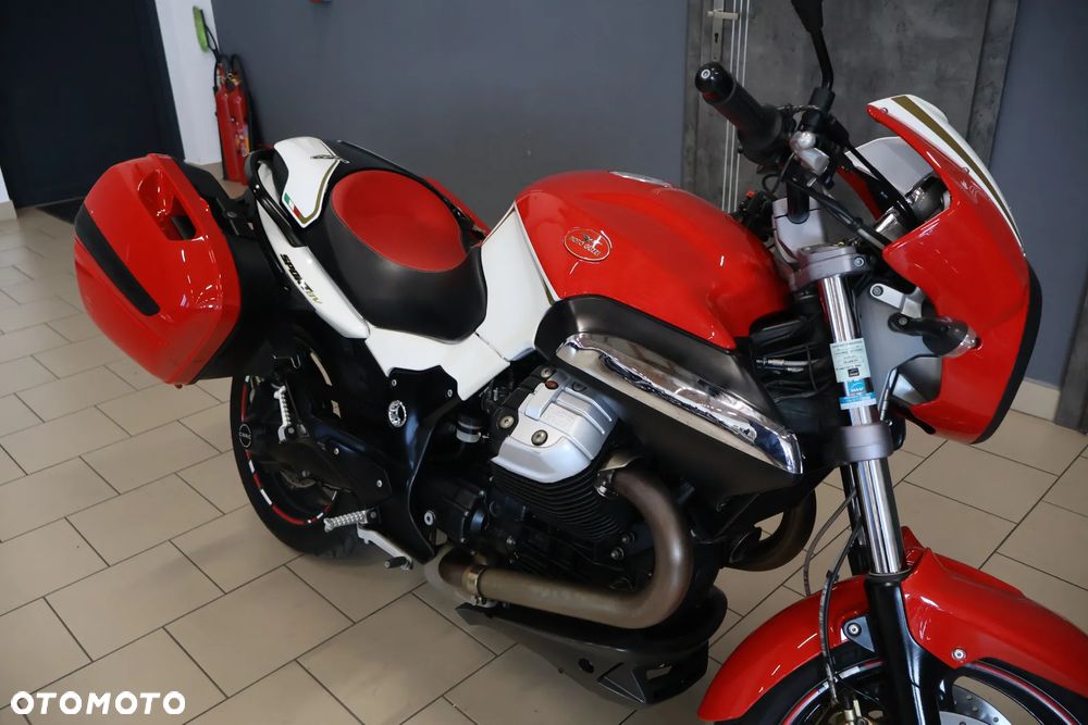 Moto Guzzi 1200 - 20