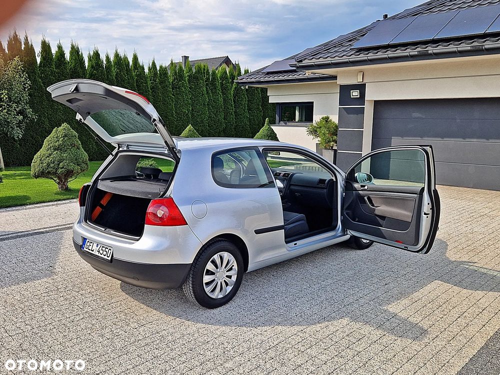 Volkswagen Golf 1.4 Comfortline - 12