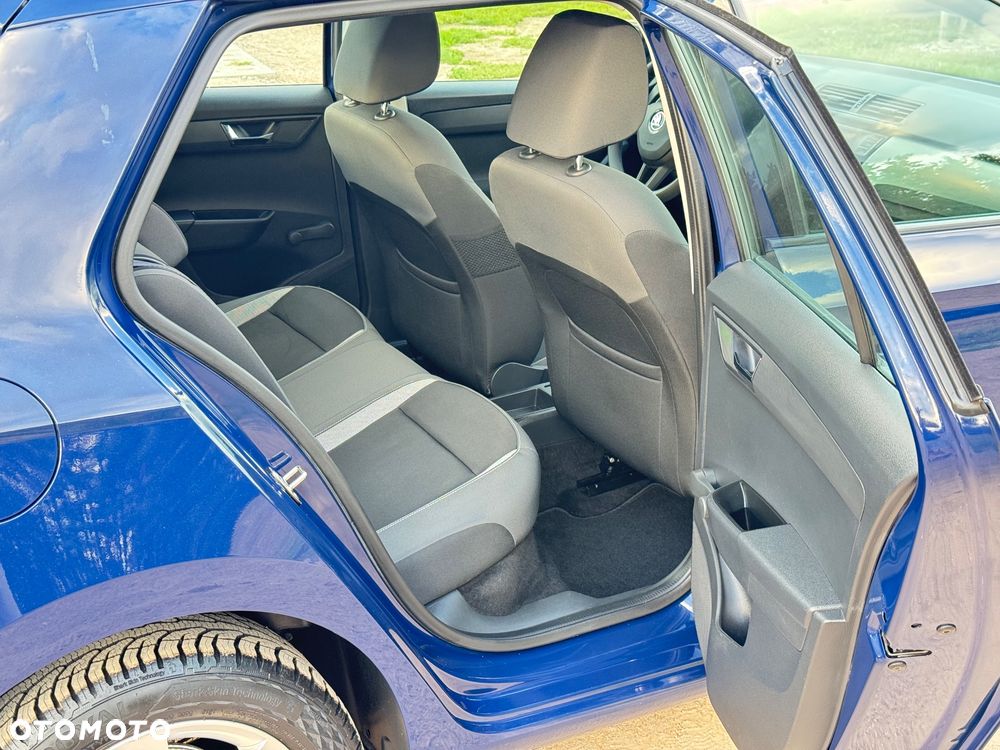Skoda Fabia - 23