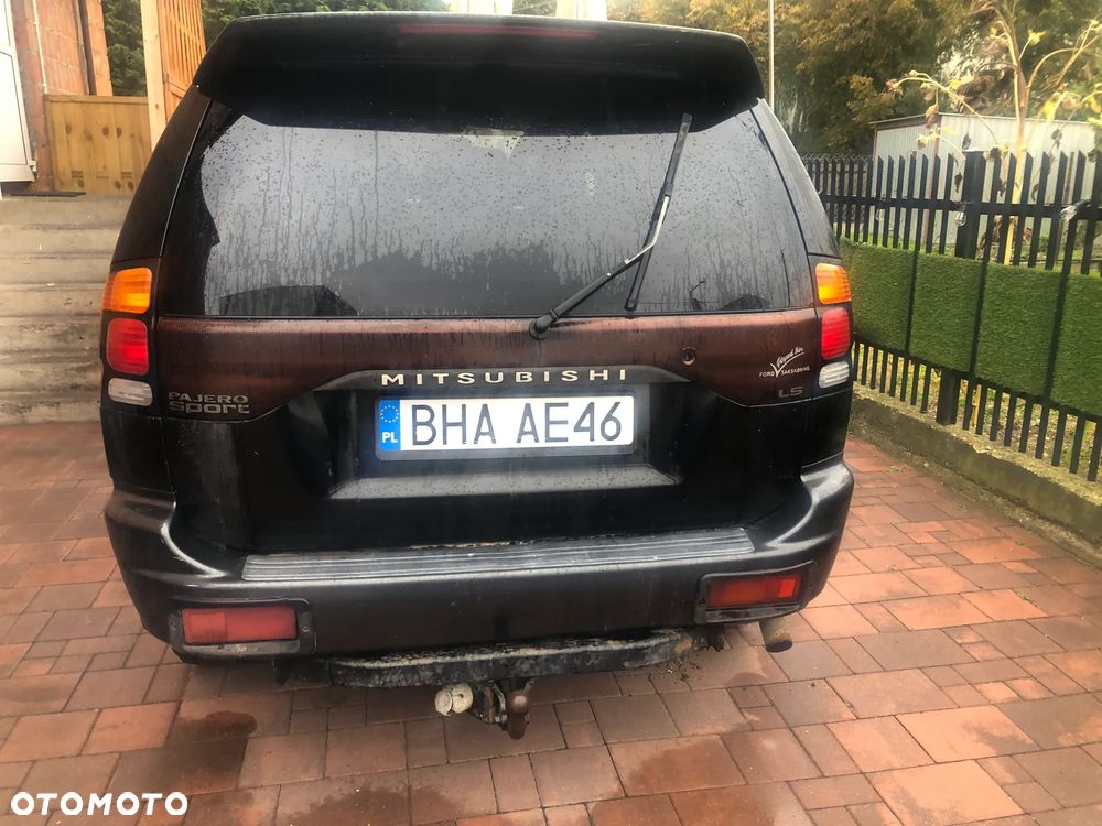 Mitsubishi Pajero - 7