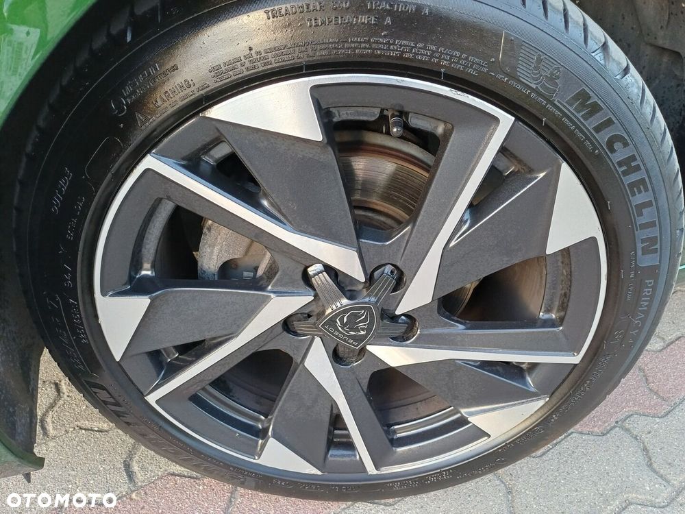 Peugeot 308 1.2 PureTech Allure Pack S&S EAT8 - 7
