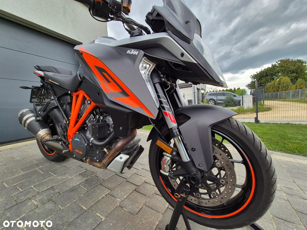 KTM Super Duke - 16