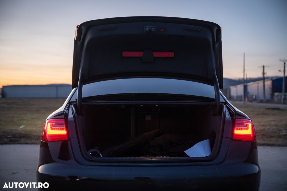 Audi A6 3.0 TDI quattro Stronic - 10