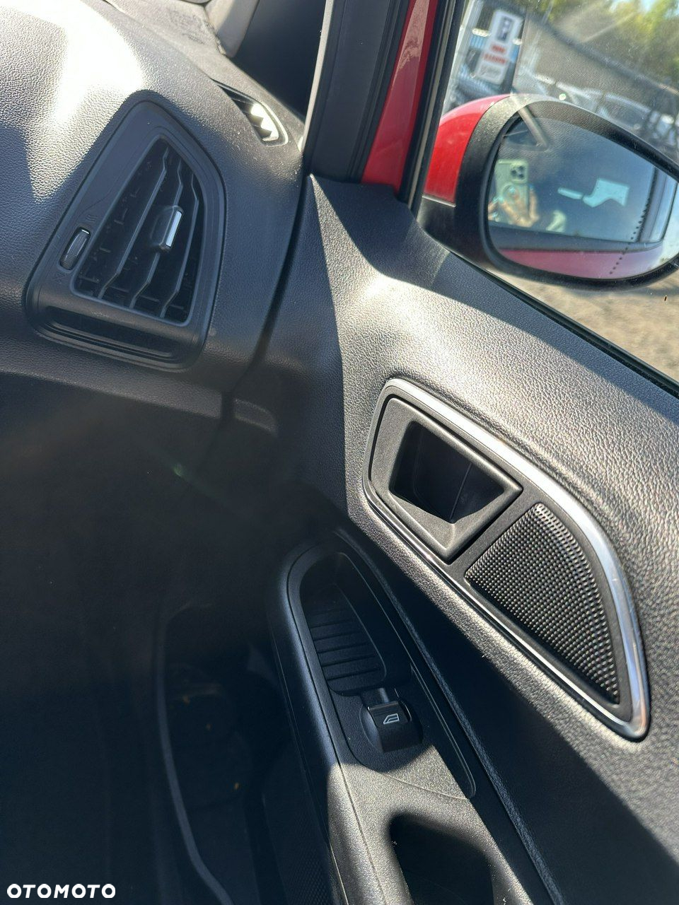Ford B-MAX - 18
