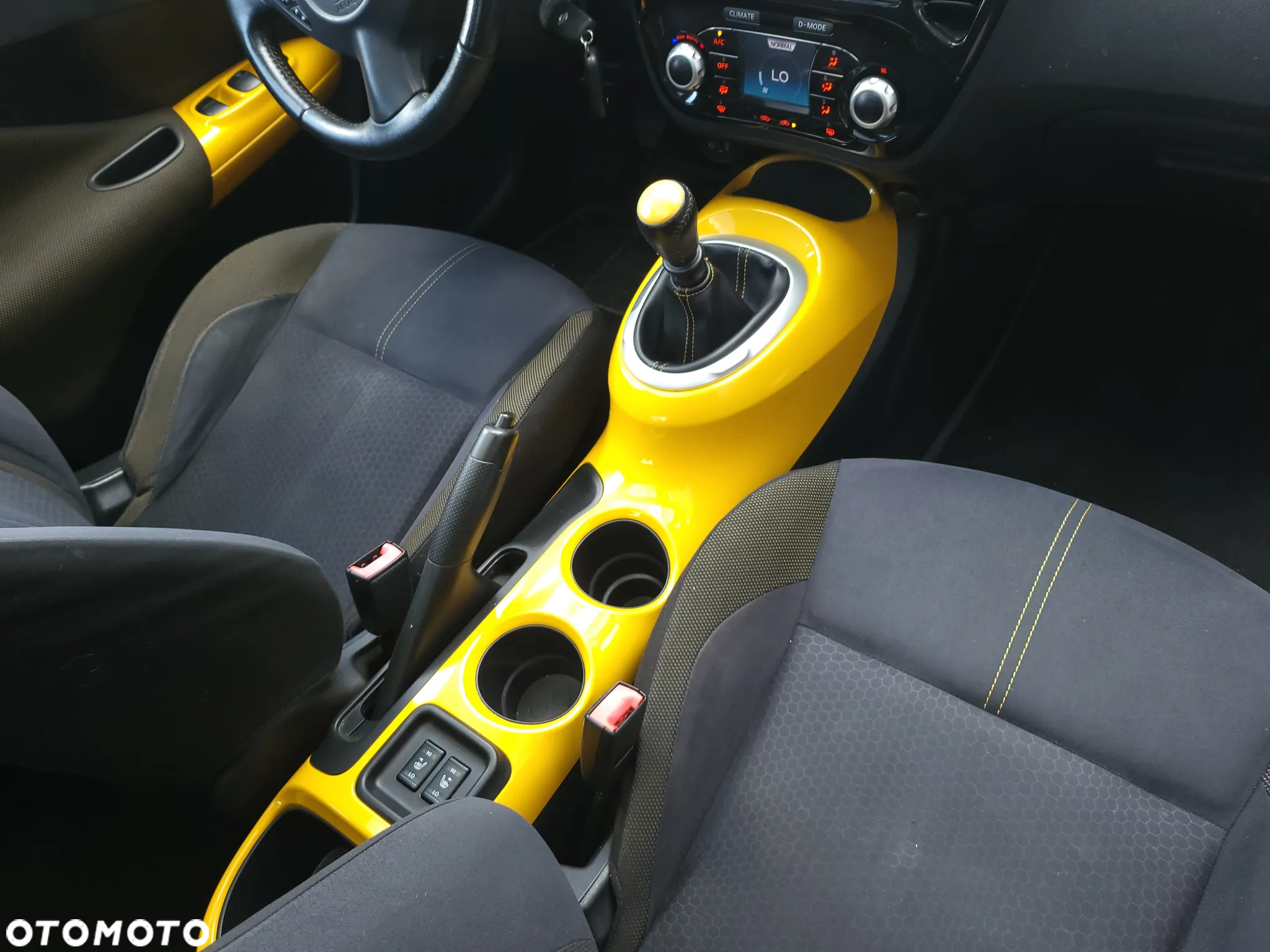 Nissan Juke 1.2 DIG-T Raceline EU6 - 26