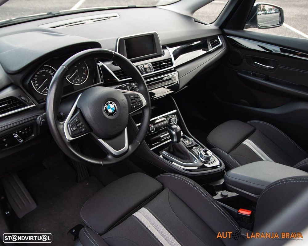 BMW 216 Active Tourer d Line Sport Auto - 18