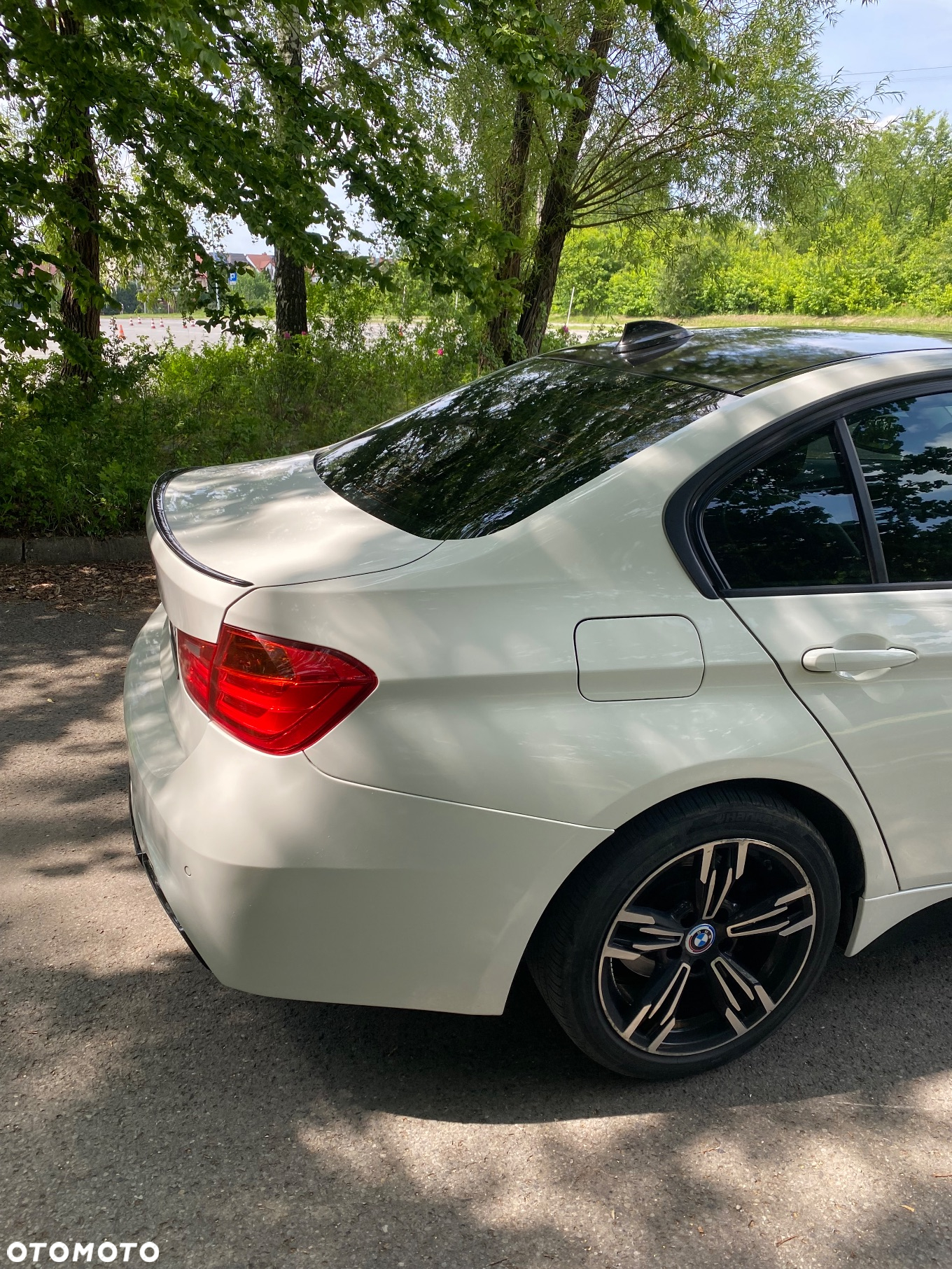 BMW Seria 3 320d Touring Luxury Line - 10