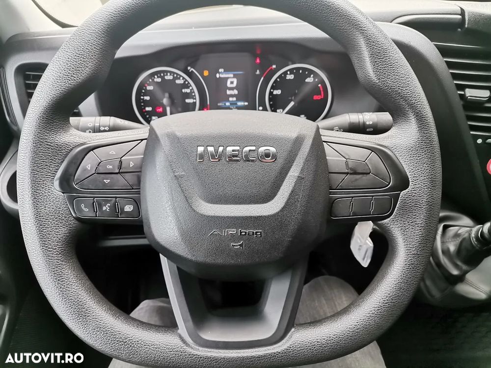 Iveco Daily 35C16 BOX cu lift - 12