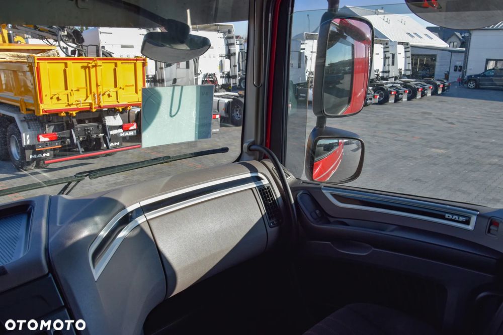 DAF XF530 / SUPER SPACE CAB / HYDRAULIKA / RETARDER / KLIMATYZACJA POSTOJOWA / ACC / NAWIGACJA / KLIMA / LEDY / FULL SPILERY / FULL OPCJA / WERSJA PREMIUM / SERWISOWANY / SPROWADZONY - 28