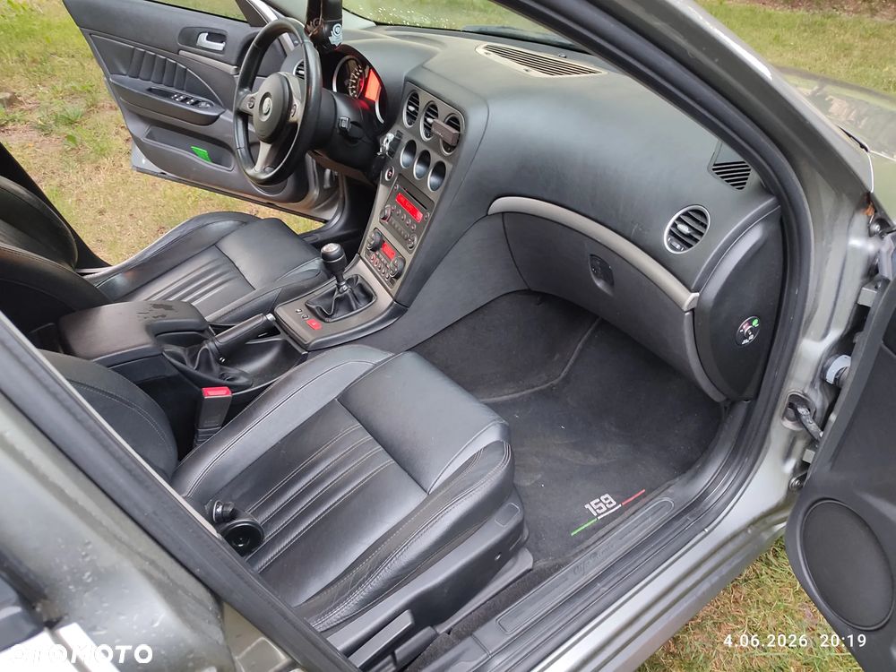 Alfa Romeo 159 1.9 JTDM 16V DPF Distinctive - 12