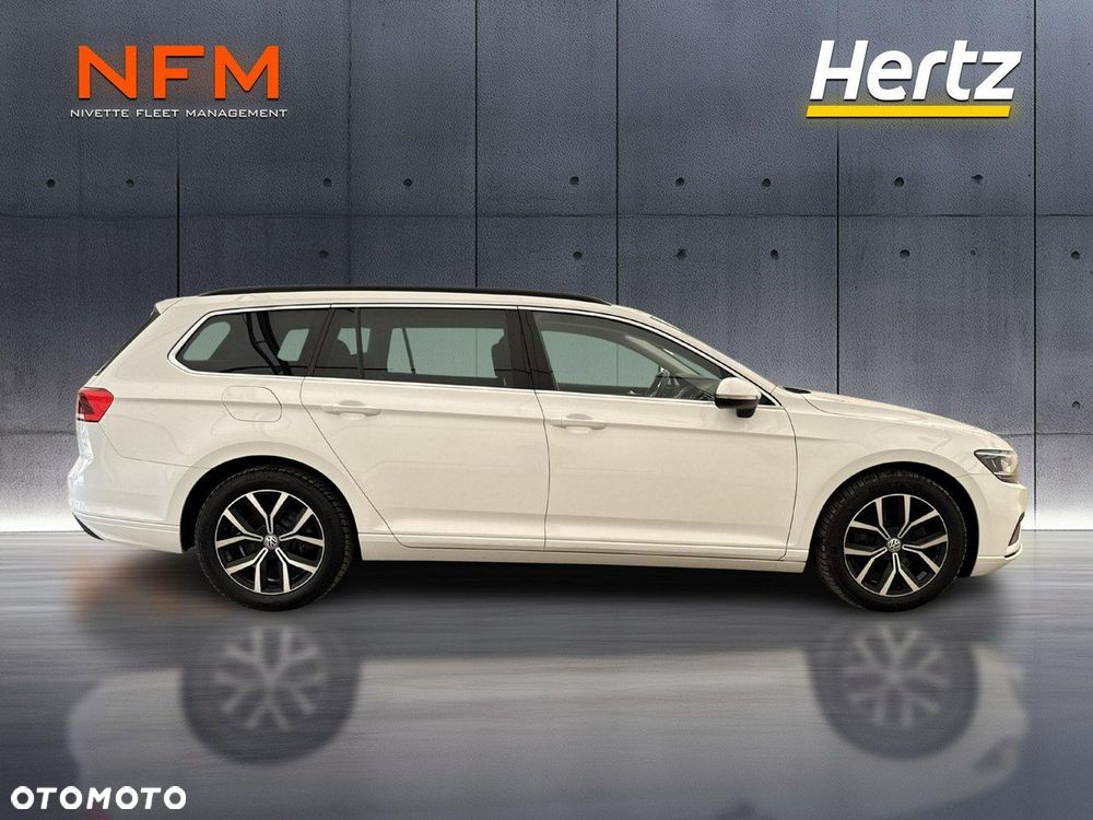 Volkswagen Passat - 8