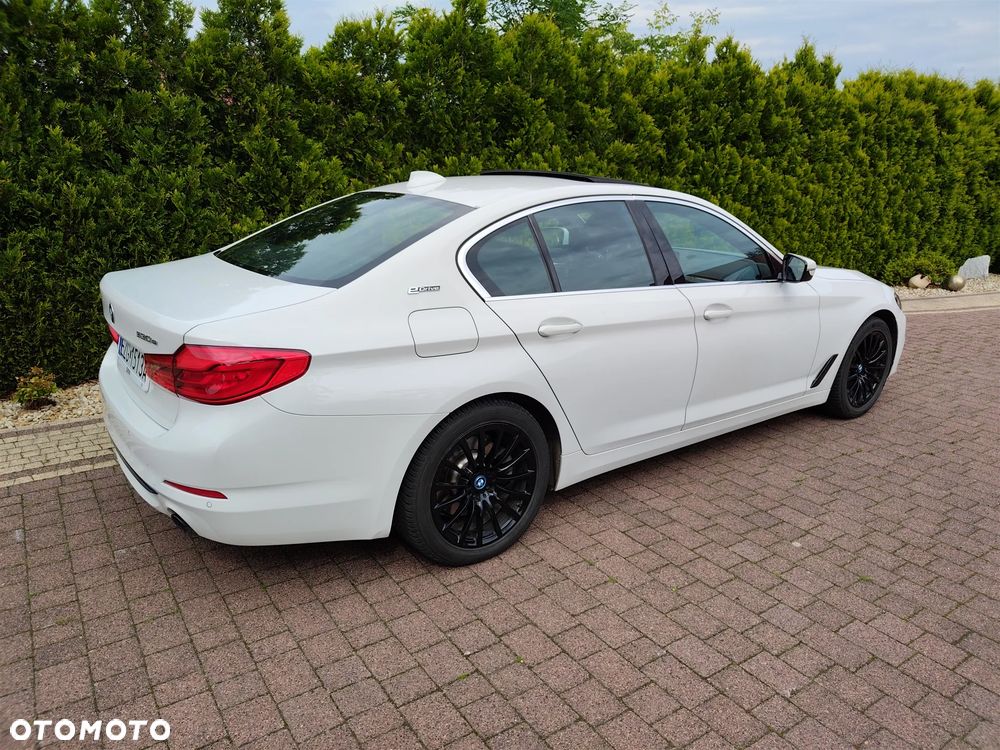 BMW Seria 5 530i mHEV Luxury Line sport - 12