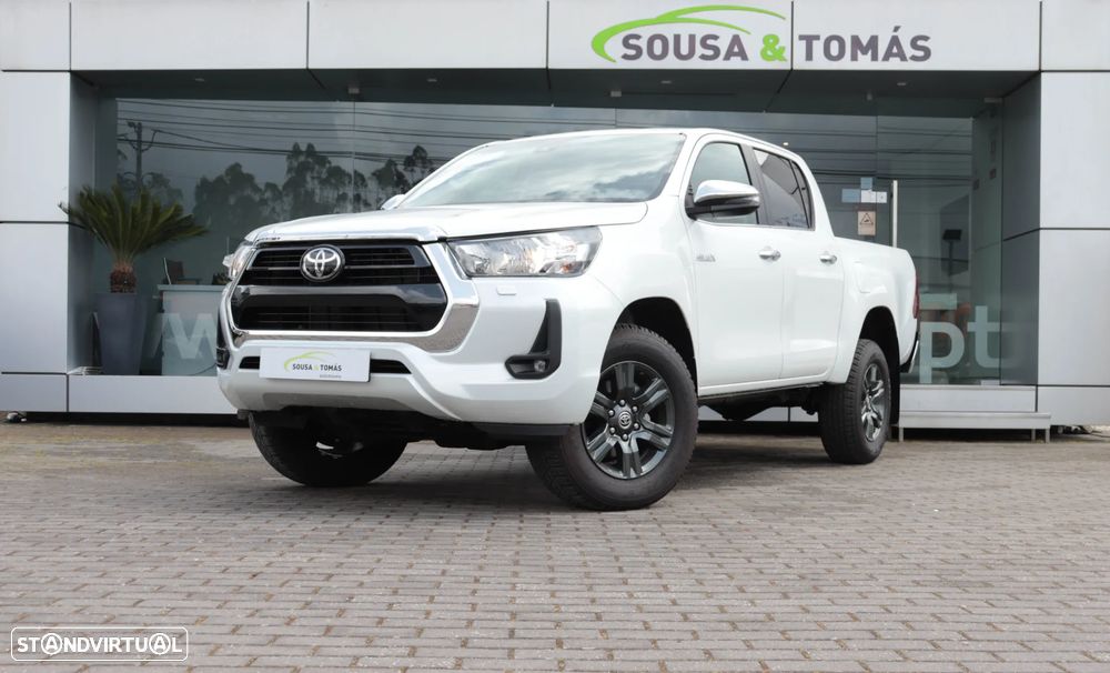 Toyota Hilux 2.4 D-4D 4WD CD CH Aut. - 2