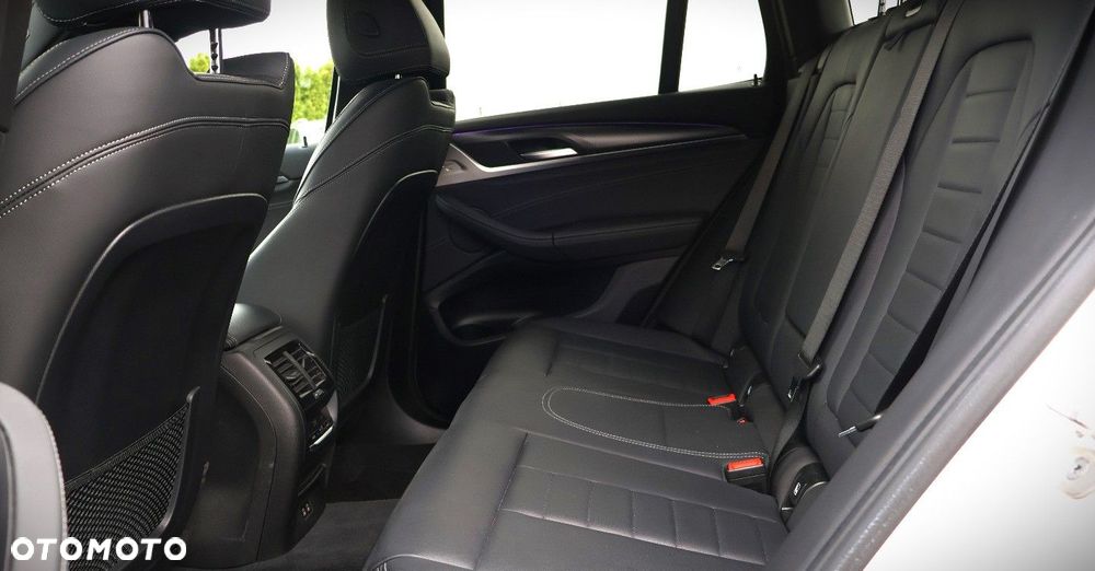 BMW X3 - 16