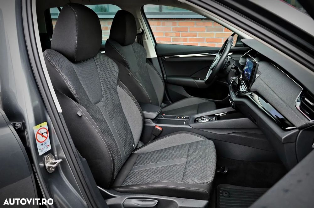Skoda Octavia 1.5 TSI DSG MHEV Style - 7