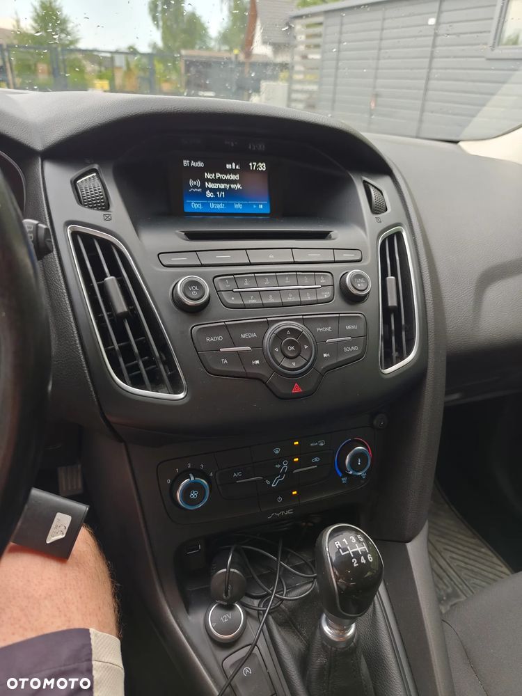 Ford Focus 1.5 TDCi SYNC Edition - 14