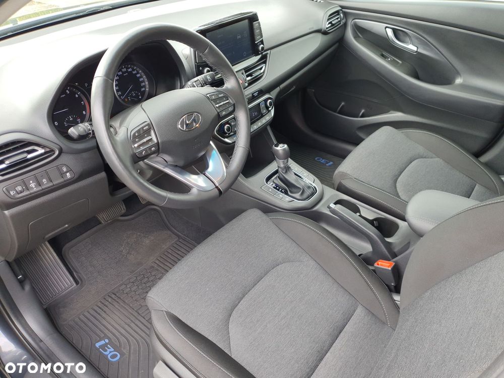 Hyundai i30 1.0 T-GDI Smart DCT - 9