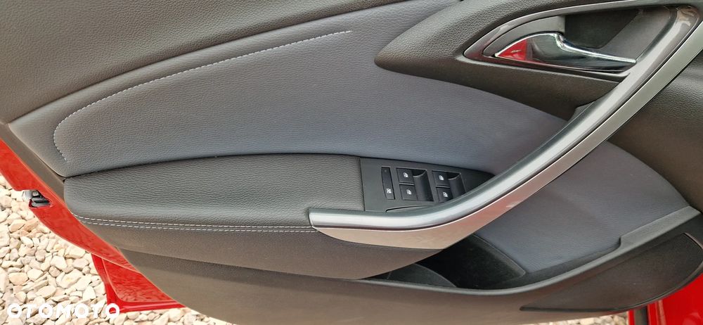 Opel Astra 1.4 Turbo Innovation - 24