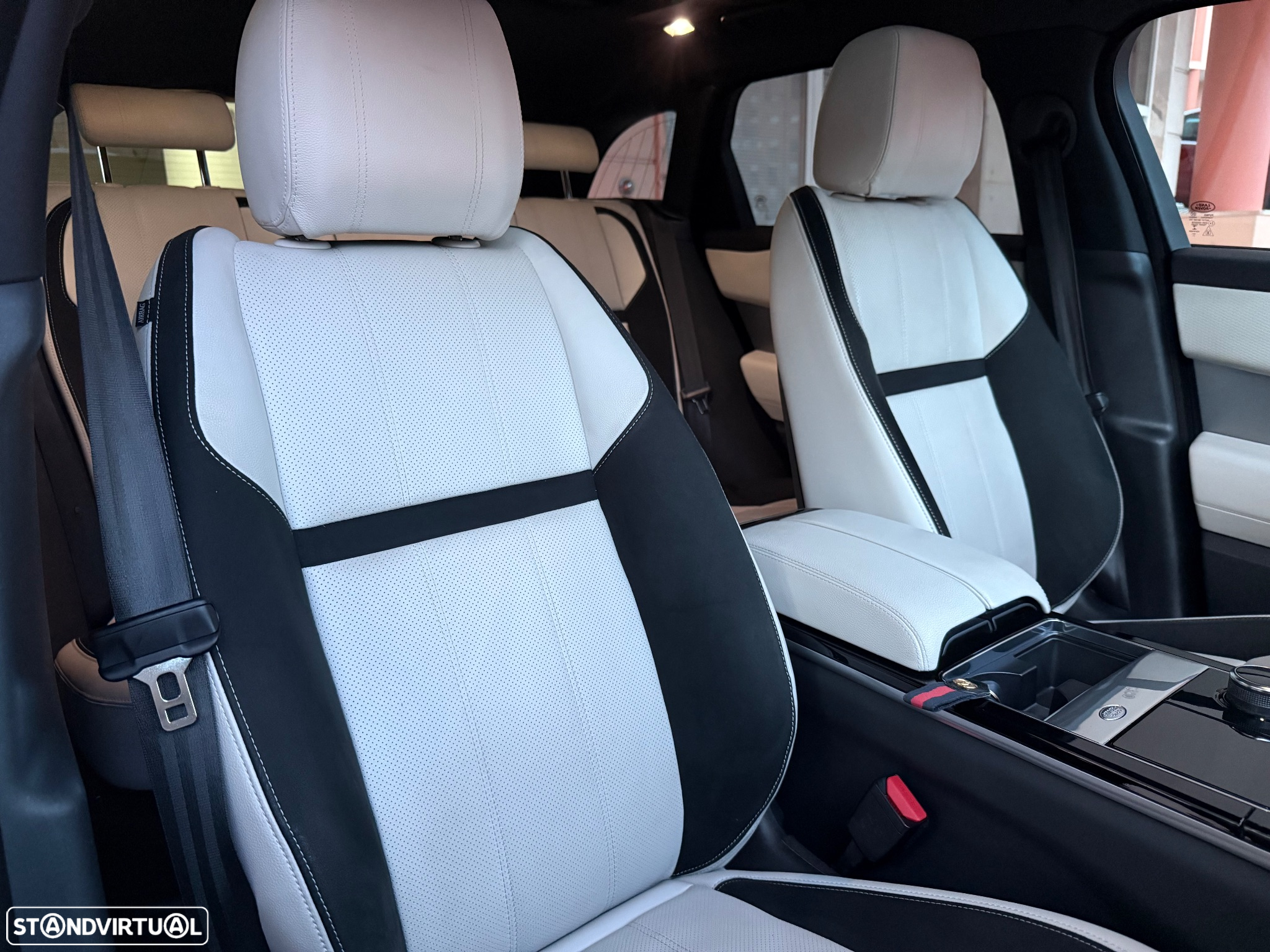 Land Rover Range Rover Velar 2.0 D R-Dynamic HSE - 57