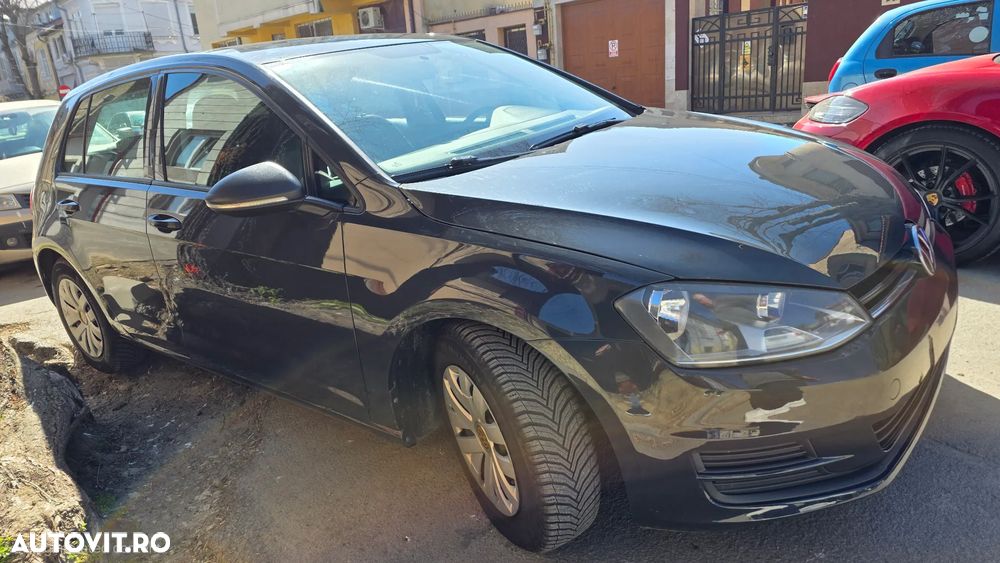 Volkswagen Golf 1.2 TSI BMT Comfortline - 2