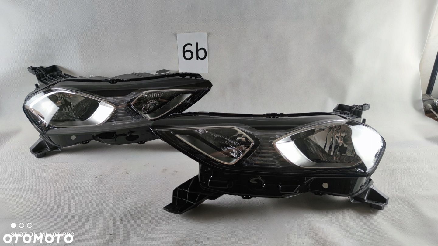 CITROEN DS3 CROSSBACK REFLEKTOR LEWY PRAWY LAMPA - 1