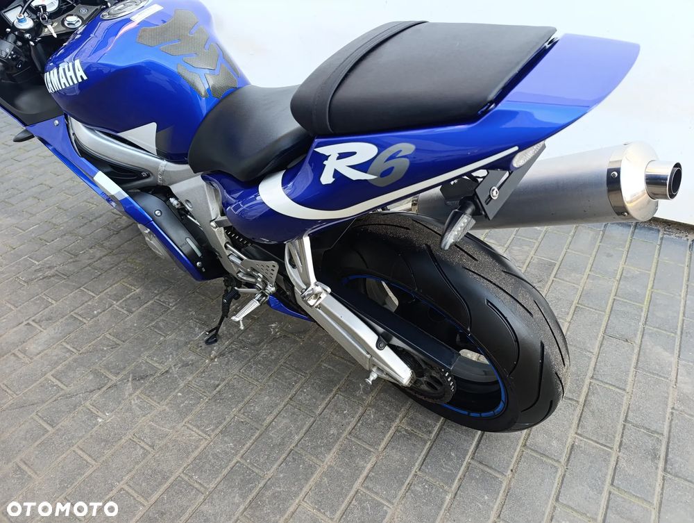 Yamaha R6 - 17